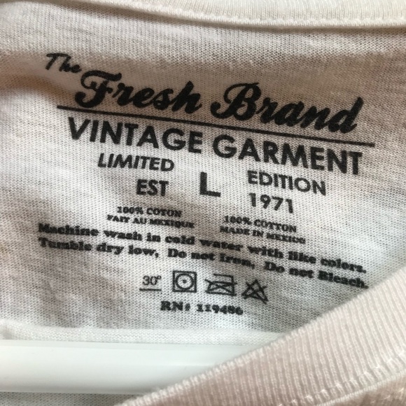 The Fresh Brand Vintage New York Tee - Picture 2 of 2
